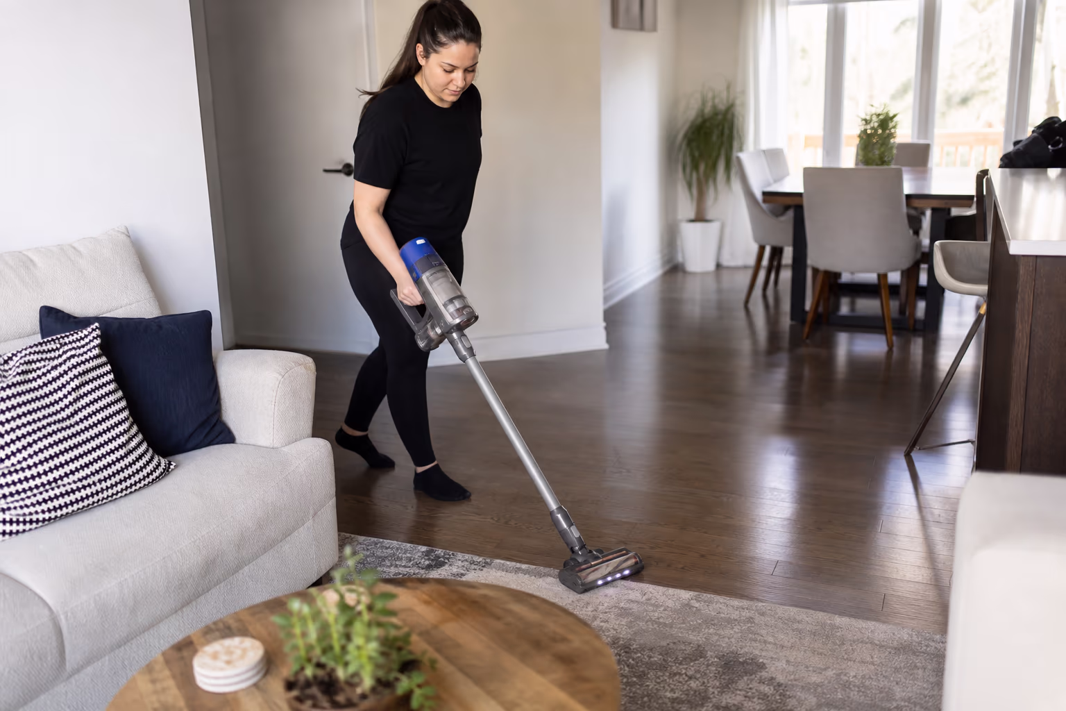 A comfortable Ottawa home ready for an affordable recurring clean